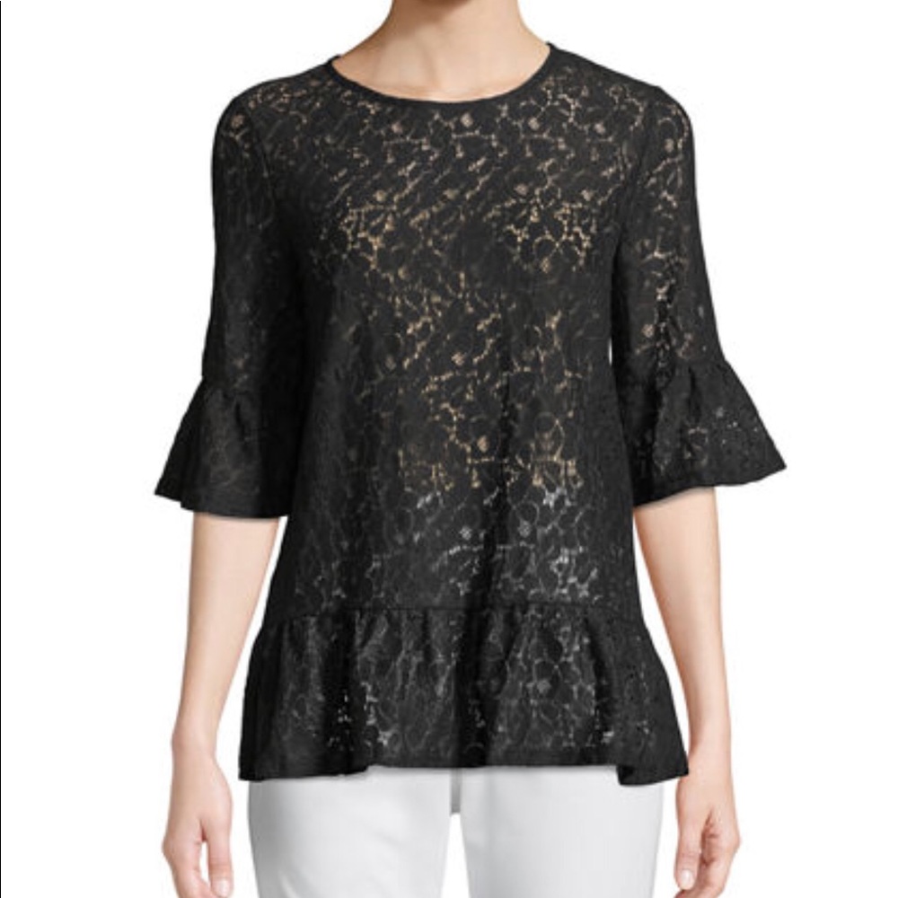🎀NWT Neiman Marcus Lace Top With Bell Sleeves🎀